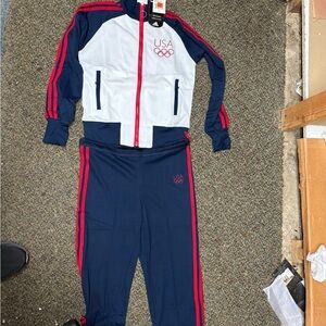 Vintage Women’s Adidas 2004 USA Olympics Track Suit. Capri pants.Size Small